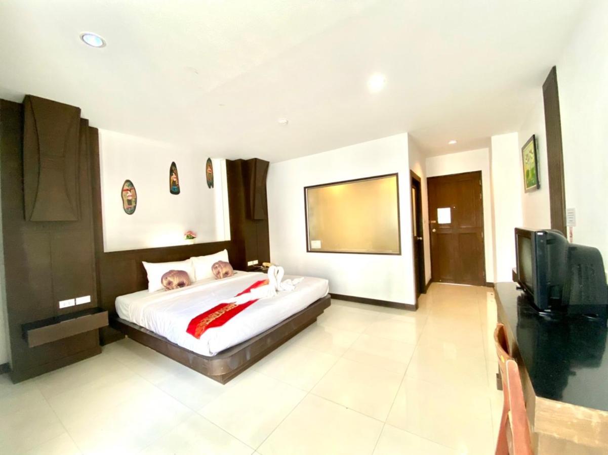 One World One Home Patong 2 Ngoại thất bức ảnh